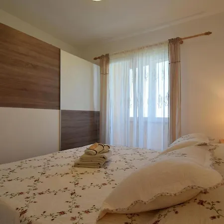 Apartment Lucy Malinska